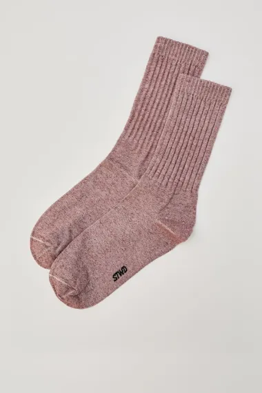Pull and Bear ima novu unisex kolekciju prekrasnih zemljanih tonova