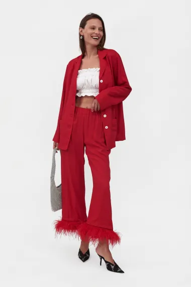 Stylish party pidžama s perjem za novogodišnji look? Zašto ne!