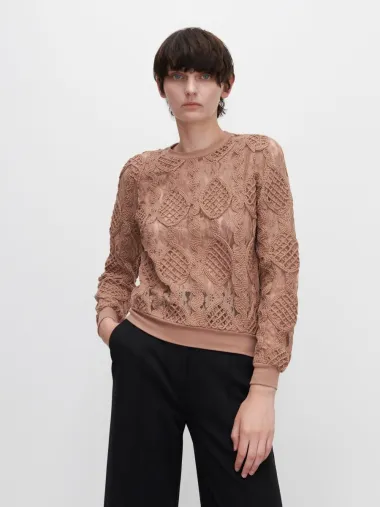 Romantične bluze koje će začiniti svaki outfit