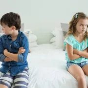 Ljubomora između djece: Mogu li se izbjeći svađe?