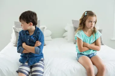 Ljubomora između djece: Mogu li se izbjeći svađe?
