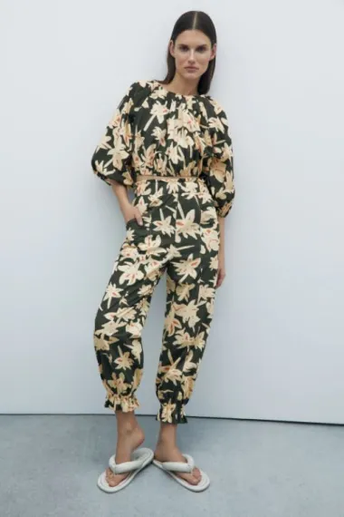 Hlače s uzorkom su najposebniji proljetni trend, a Zara ima odlične modele