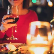 Znanstvenici otkrili iznenađujući utjecaj vina na srce