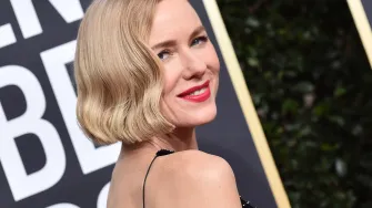 Naomi Watts izgleda top i u 53-oj. Ovo je tajna njezine porculanske puti