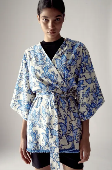 I ovog ljeta nosimo kimono – komad koji će svaku kombinaciju učiniti posebnom