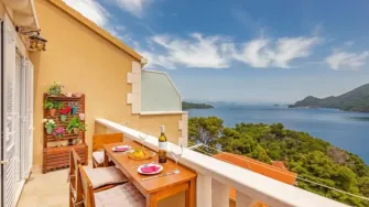 Šarmantan apartman na Mljetu s nevjerojatnim pogledom na more