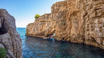Galebove stijene - posebna plaža koju ne smiješ propustiti u Istri