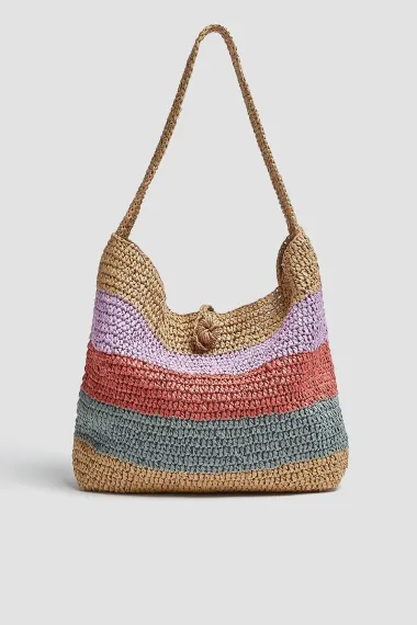 Cekeri su ljetni 'must have', a ovo su naši Pull&Bear favoriti