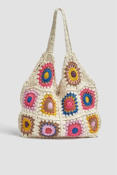 Cekeri su ljetni 'must have', a ovo su naši Pull&Bear favoriti