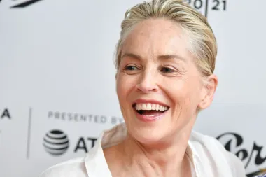 Sharon Stone navodno ljubi 38 godina mlađeg repera, no nije jedina koja voli mlađe