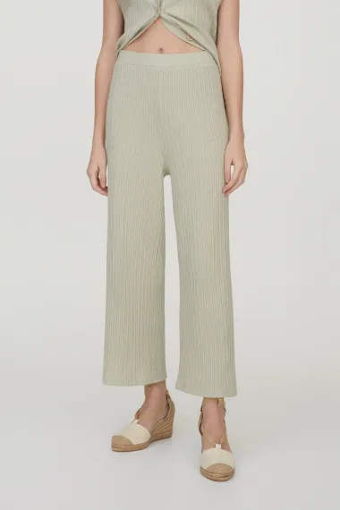 Sniženja još traju, a Pull and Bear ima sjajne komade za ljeto i jesen