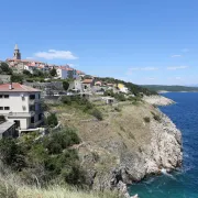 Vrbnik - dragulj otoka Krka s najužom ulicom na svijetu
