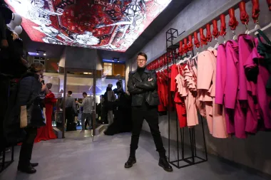 Još jedan Zigmanov uspjeh. Ovaj put odjenuo je Jeffreeja Stara