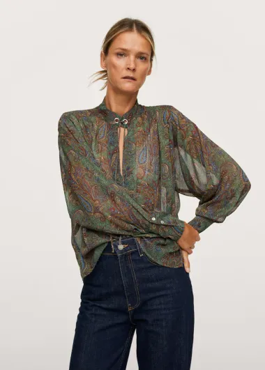 10 romantičnih bluza za fantastične jesenske outfite