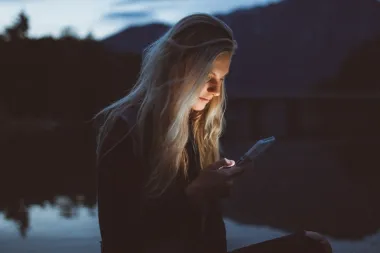 Prvi spoj je bio super? Pošalji mu jednu od ovih zavodljivih poruka