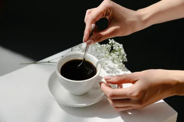 Sagorijevanje masnoća: Pomažu li kava i zeleni čaj zaista ubrzati metabolizam?
