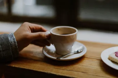 Sagorijevanje masnoća: Pomažu li kava i zeleni čaj zaista ubrzati metabolizam?