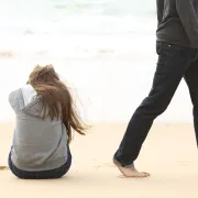 Zašto se neki muškarci brže oporavljaju nakon prekida?