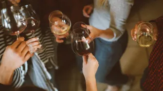 Možemo li se udebljati od alkohola? Evo što kažu stručnjaci