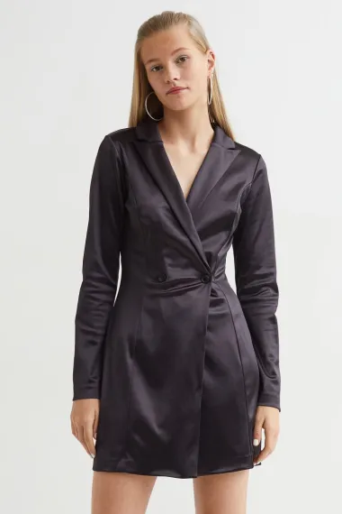 Crna je uvijek IN, a H&M ima bezvremenske komade koje želimo