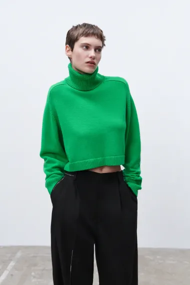 Stylish zimski komad koji grije. Dolčevite su uvijek dobra ideja