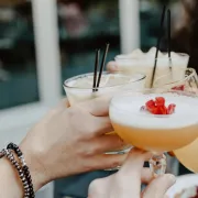 Votka, vino ili gin? Evo koliko kalorija ima tvoje omiljeno alkoholno piće