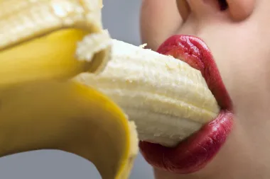 Seksi Valentinovo: 13 vrućih poza s kojima ne možeš pogriješiti