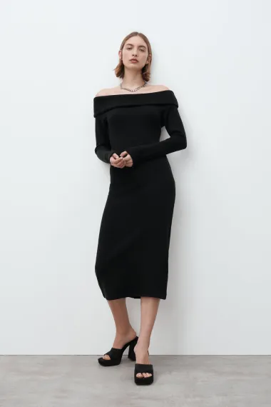 Crna haljina je modni klasik, a modeli iz Zarine ponude izgledaju sjajno