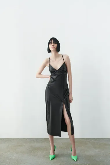 Crna haljina je modni klasik, a modeli iz Zarine ponude izgledaju sjajno