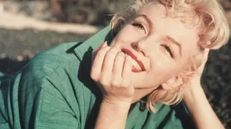 Bizarni tračevi: 10 celebrity mitova u koje neki ljudi još vjeruju
