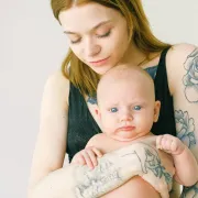 Prije je sve bilo bolje - ili ne? 7 stvari koje u odgoju radimo drugačije od svojih mama