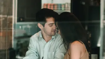 Nikad ti nije dovoljno duboko? Ova poza će te zadovoljiti