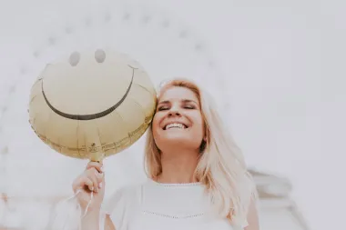 7 jednostavnih trikova koji će te učiniti privlačnijom (bez šminke)