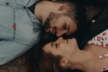 7 pitanja koja će ti otkriti jesi li u vezi s 'pravim' - i hoće li potrajati