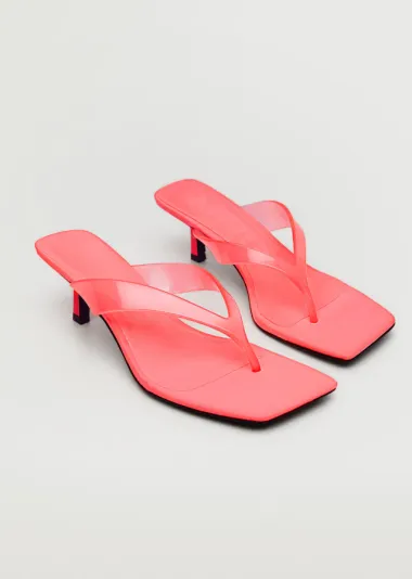 Top ili flop: Japanke na petu sve su popularnije, a mi smo pronašle modele iz high street ponude