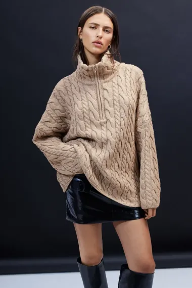 H&M džemperi: 12 toplih, a neodoljivih modela koji će začiniti svaki look