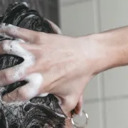 Za sve tipove kose: Odabrale smo najbolje drogerijske šampone do 40 kuna