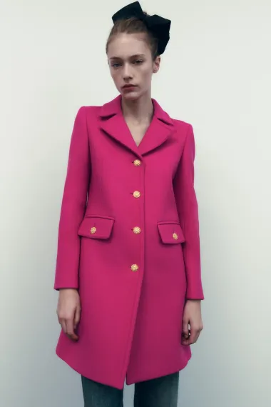 Pantone je proglasio hit boju za 2023. - i već dominira high street kolekcijama