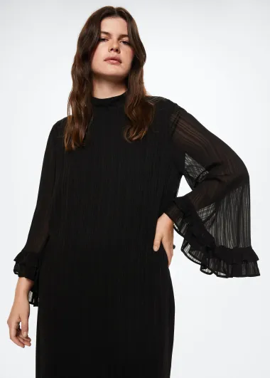 Najljepše elegantne haljine za žene koje nose XL i XXL veličinu