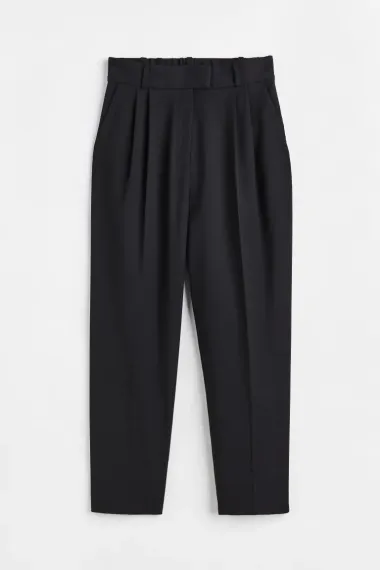 Još traje sniženje u H&M-u pa smo izdvojile upečatljive komade do 30 eura