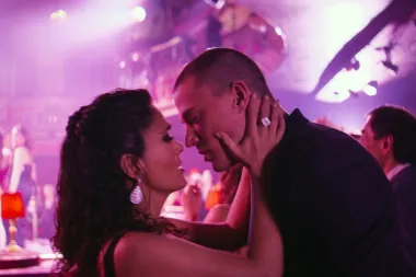 Top 10: Vruće filmske scene seksa između starijih glumica i mlađih glumaca