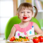 Odmalena vegani: Je li prehrana bez mesa zdrava za djecu?