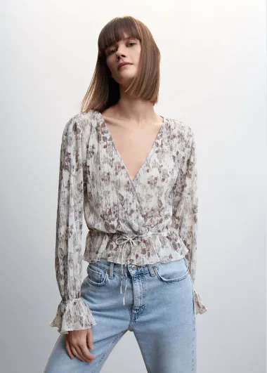 Obožavamo: 15 romantičnih bluza i košulja za svaki proljetni look