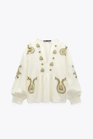 Obožavamo: 15 romantičnih bluza i košulja za svaki proljetni look