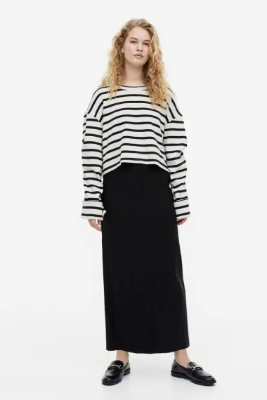 Kako nositi maksi suknju? Imamo sjajne outfit ideje i top modele za proljeće