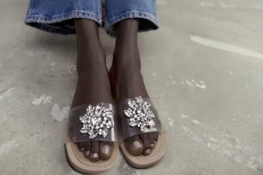 Vraćaju se upečatljive 'jelly' sandale: Ovo su najbolji modeli high street kolekcija