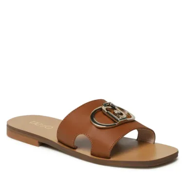 Voliš dizajnerske sandale? Pronašle smo modele na sniženjima koji će začiniti svaki look