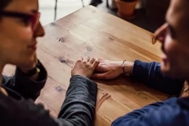 Znakovi koji otkrivaju da je ON dobar u krevetu – i prije nego što se uvjeriš u to
