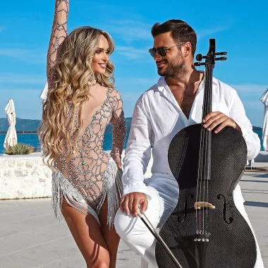 Hauser violončelom oživio latino hit 'Obsesión'