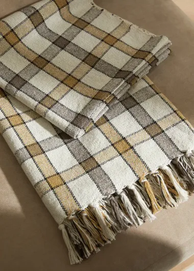 Na ljetnim sniženjima se mogu pronaći i prekrasni detalji za dom - donosimo naše favorite